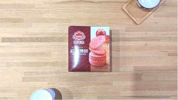 台灣特色零食 – 喜年來紅麴薄餅